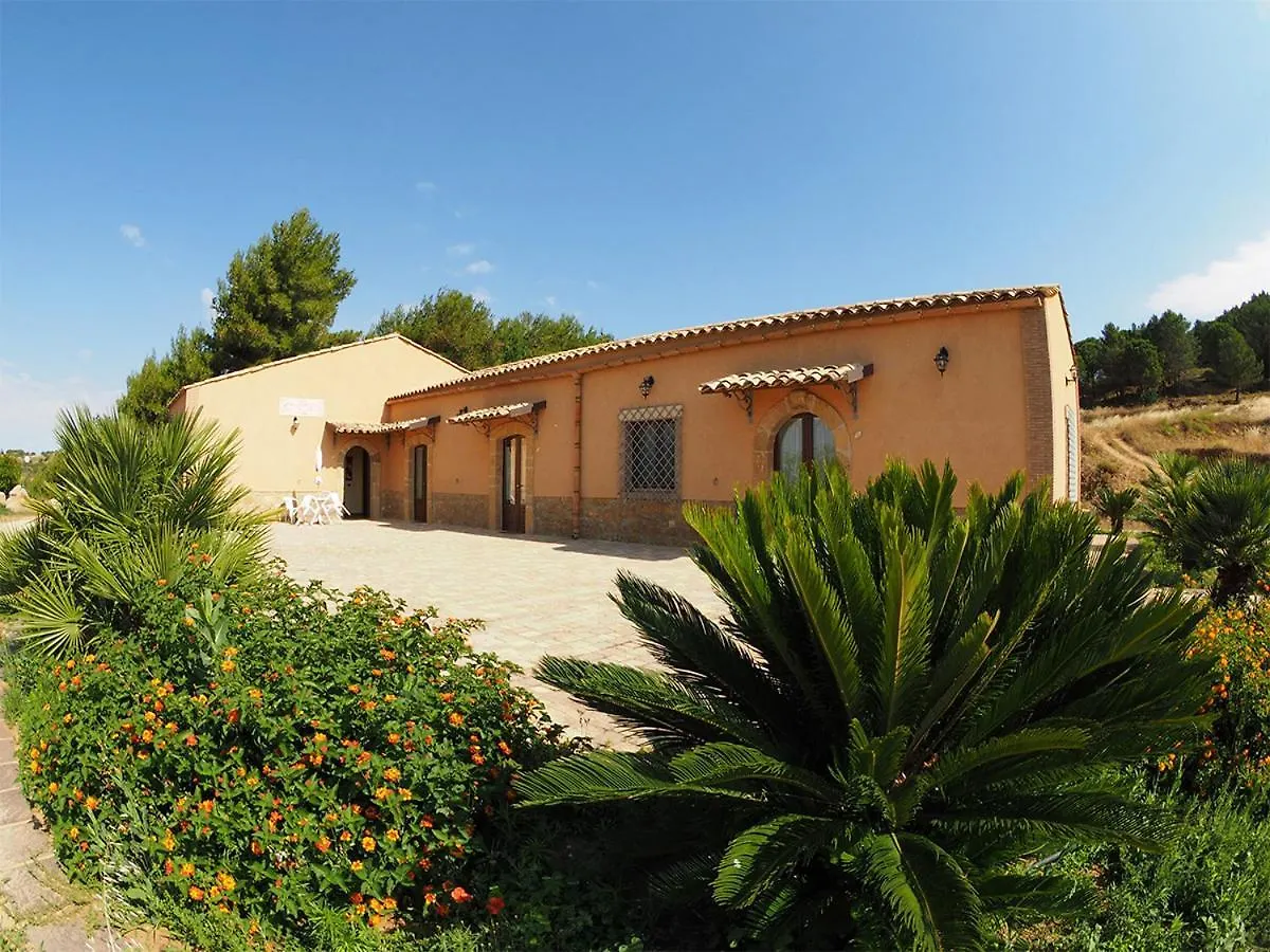 Agriturismo Il Drago Hotel Aidone Farm stay Piazza Armerina